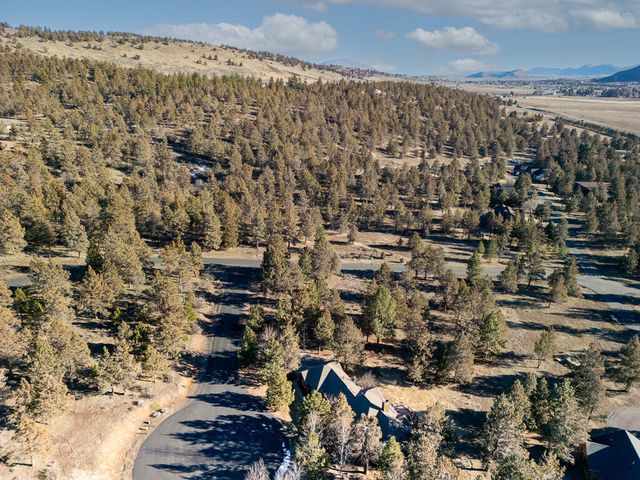 1140 Oregon Ash Circle, Klamath Falls, OR 97601