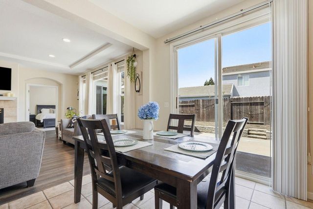 9576 Arcada Ct, Elk Grove, CA 95624