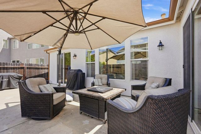 9576 Arcada Ct, Elk Grove, CA 95624