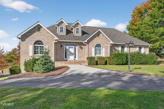 625 Northwest Locust Street, Abingdon, VA 24210