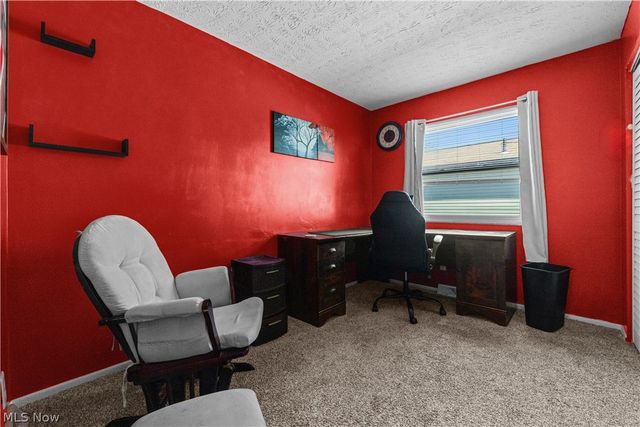 331 Elmwood Avenue, Barberton, OH 44203