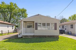 331 Elmwood Avenue, Barberton, OH 44203