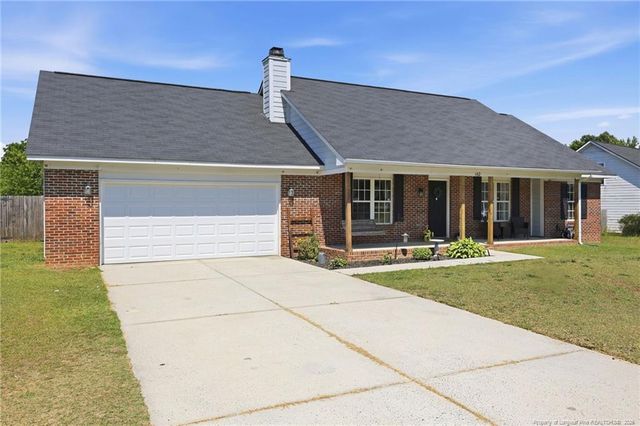 162 Belle Chase Drive, Raeford, NC 28376