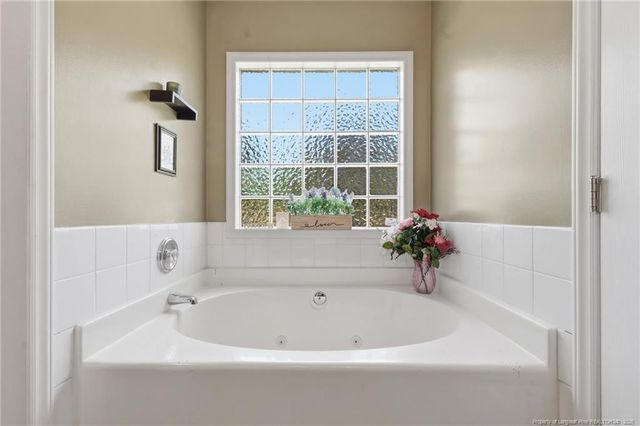 162 Belle Chase Drive, Raeford, NC 28376