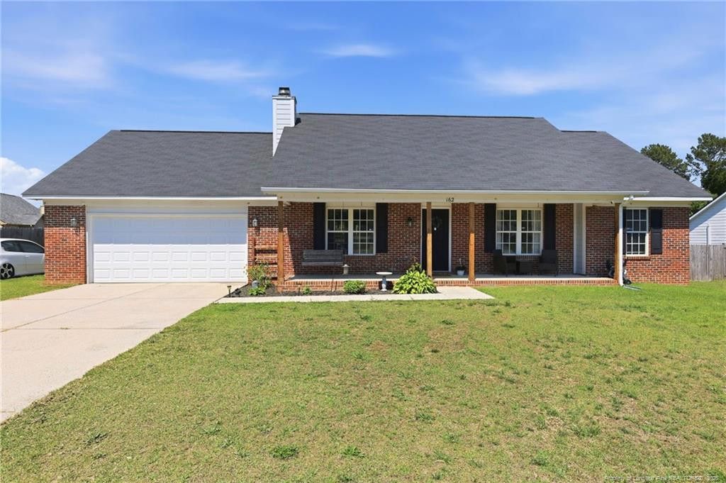 162 Belle Chase Drive, Raeford, NC 28376