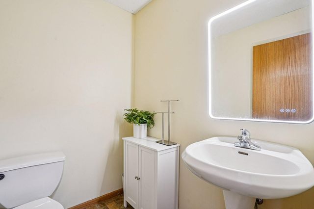 1760 209th Avenue NE, East Bethel, MN 55011