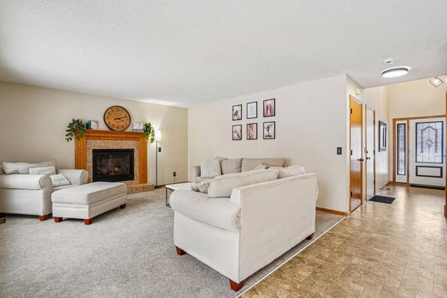 1760 209th Avenue NE, East Bethel, MN 55011