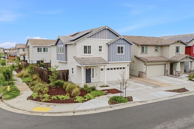 724 Independence Ave, Lincoln, CA 95648