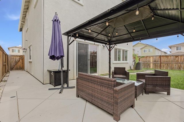 724 Independence Ave, Lincoln, CA 95648