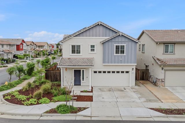 724 Independence Ave, Lincoln, CA 95648