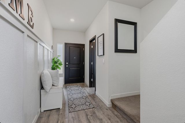 724 Independence Ave, Lincoln, CA 95648