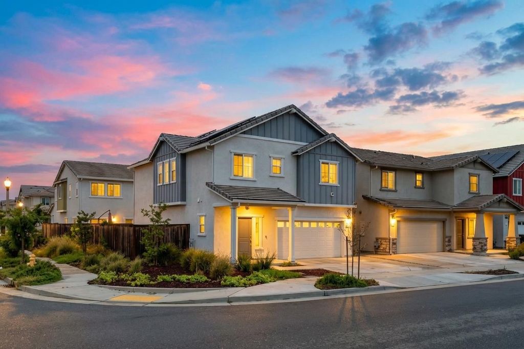 724 Independence Ave, Lincoln, CA 95648