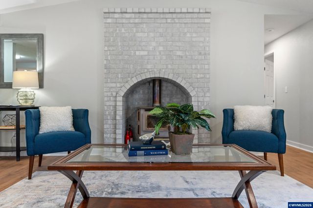 955 Wildflower St NE, Salem, OR 97301