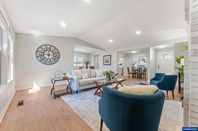 955 Wildflower St NE, Salem, OR 97301