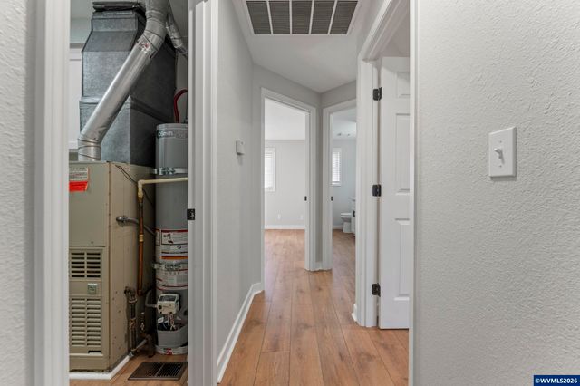 955 Wildflower St NE, Salem, OR 97301