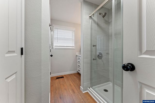 955 Wildflower St NE, Salem, OR 97301