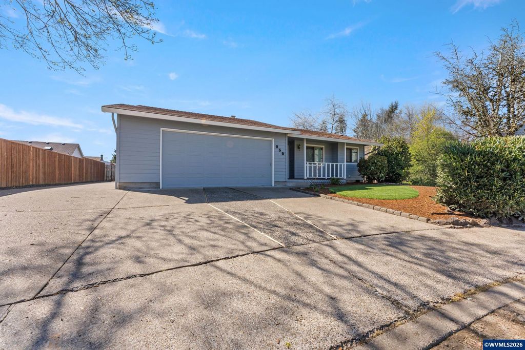 955 Wildflower St NE, Salem, OR 97301