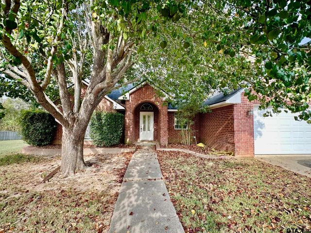 4031 Stone Brook Ln., Tyler, TX 75707