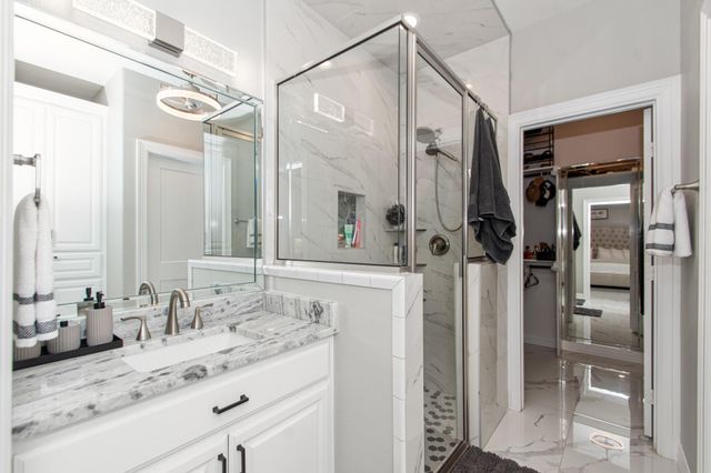 602 E Main Street, La Porte, TX 77571