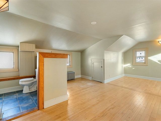 84 Charlotte Street, Burlington, VT 05401