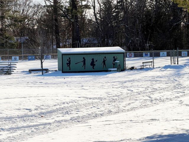 84 Charlotte Street, Burlington, VT 05401