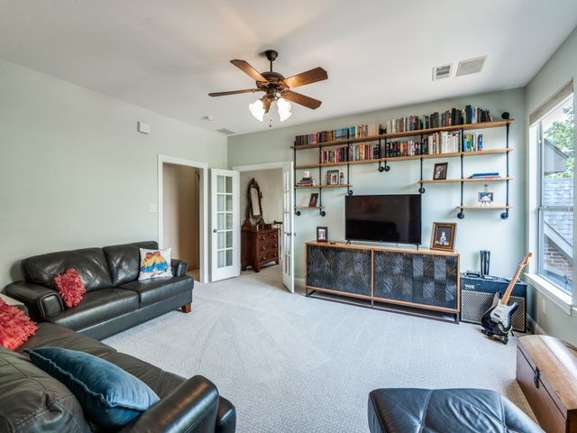 1601 Coyote Ridge, Carrollton, TX 75010