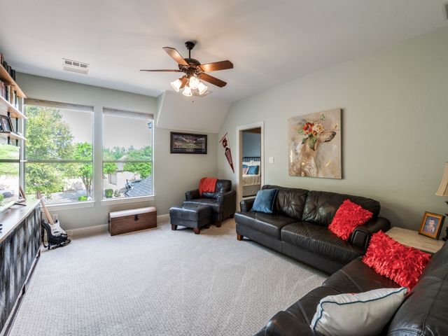 1601 Coyote Ridge, Carrollton, TX 75010