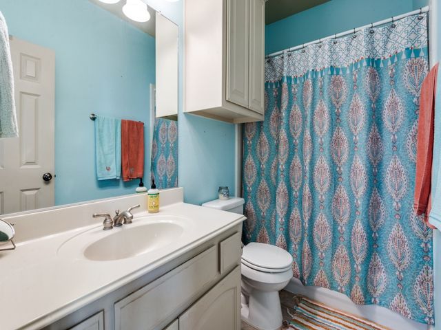 1601 Coyote Ridge, Carrollton, TX 75010