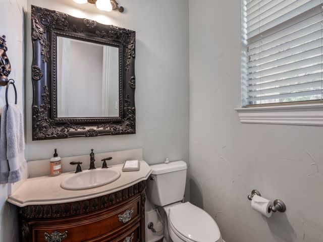 1601 Coyote Ridge, Carrollton, TX 75010