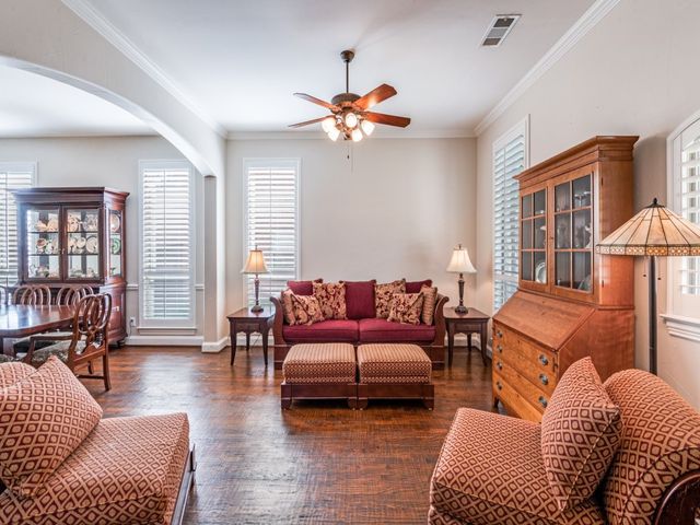 1601 Coyote Ridge, Carrollton, TX 75010