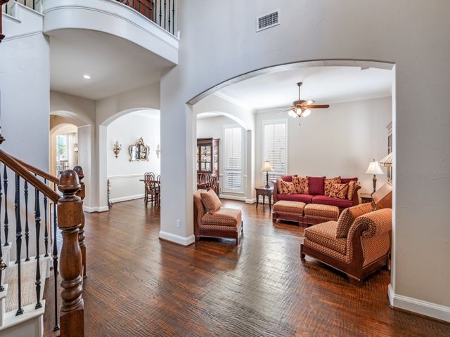 1601 Coyote Ridge, Carrollton, TX 75010