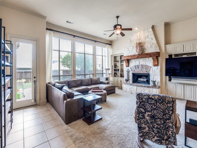 1601 Coyote Ridge, Carrollton, TX 75010