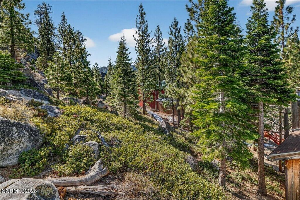 Image 9 of property listing at 183 Tramway Drive, Stateline, NV 89449