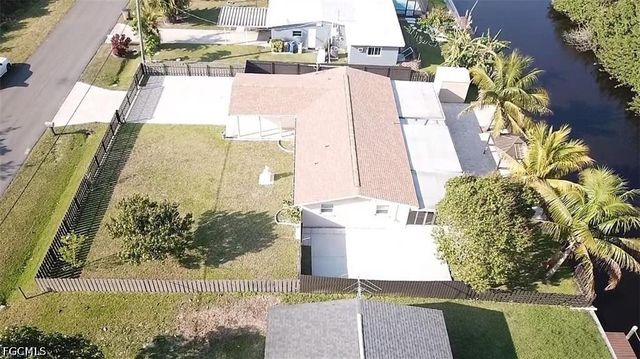 141 Schneider DR, Fort Myers, FL 33905
