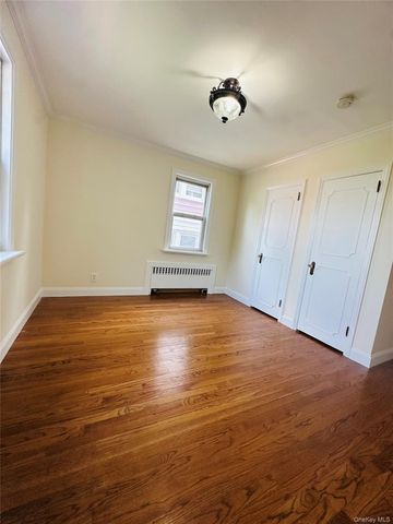 35 Lindsey Street, Yonkers, NY 10704