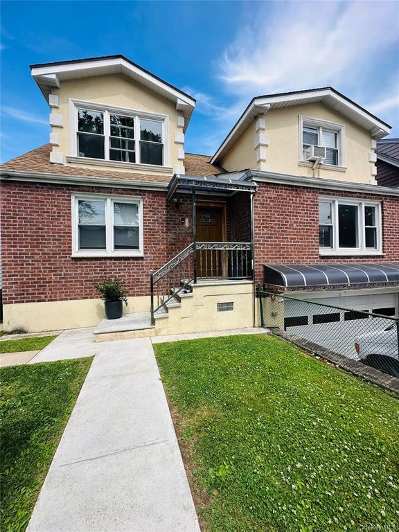 35 Lindsey Street, Yonkers, NY 10704