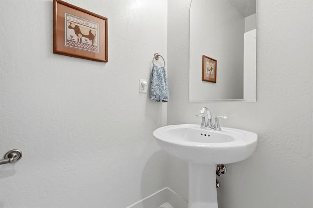 3345 W Florence Avenue, Visalia, CA 93277