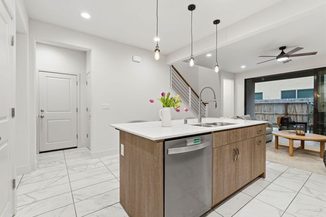 3345 W Florence Avenue, Visalia, CA 93277