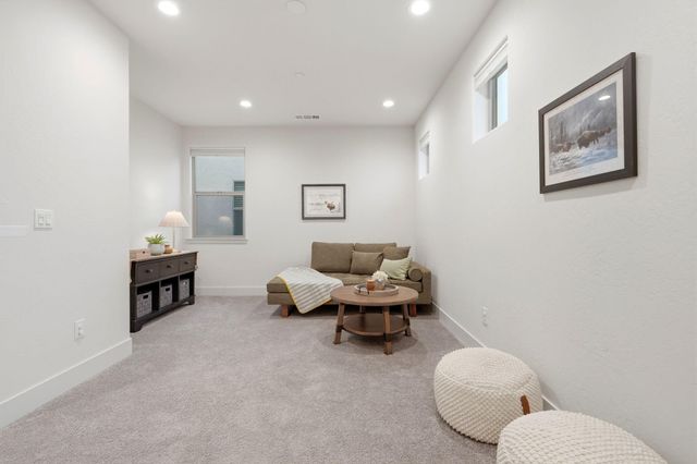 3345 W Florence Avenue, Visalia, CA 93277