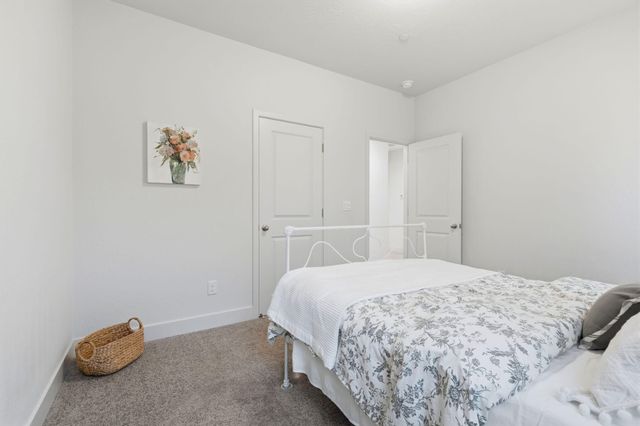 3345 W Florence Avenue, Visalia, CA 93277