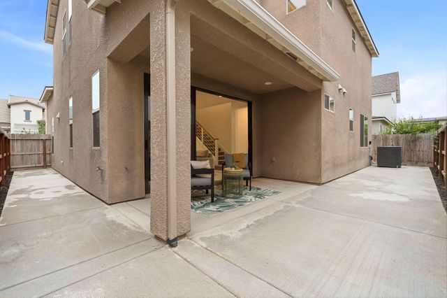 3345 W Florence Avenue, Visalia, CA 93277