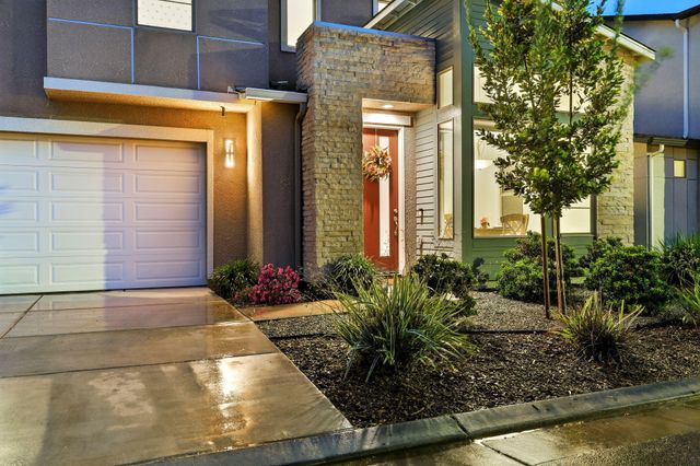 3345 W Florence Avenue, Visalia, CA 93277