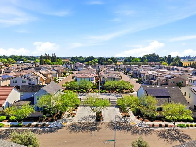 3345 W Florence Avenue, Visalia, CA 93277