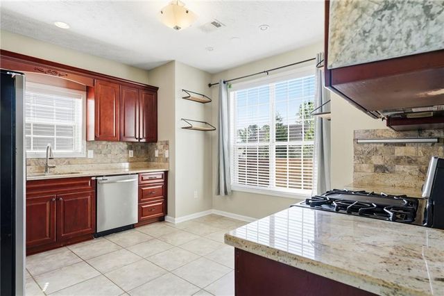 2161 Berryhill Circle SE, Smyrna, GA 30082