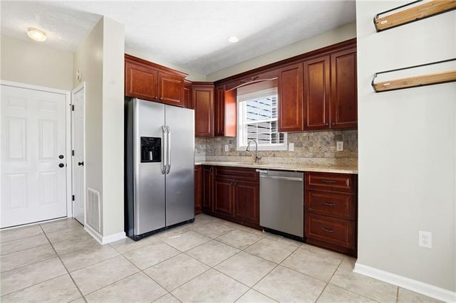 2161 Berryhill Circle SE, Smyrna, GA 30082