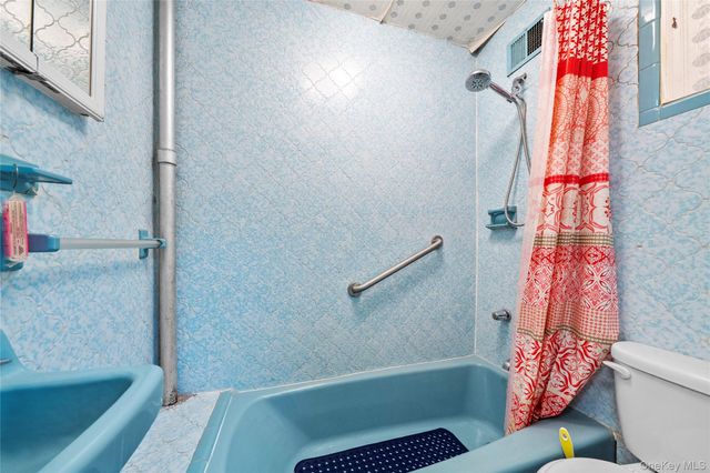 73-35 71st Place, Glendale, NY 11385