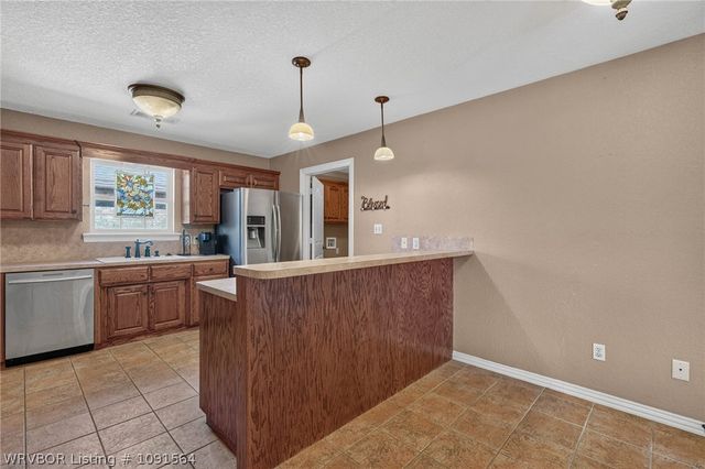 1120 Breckenridge Drive, Van Buren, AR 72956