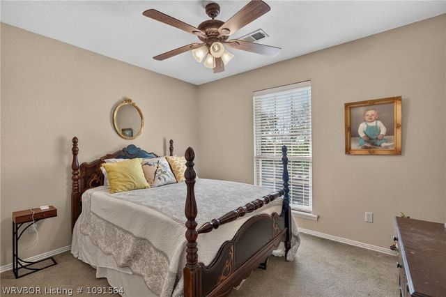 1120 Breckenridge Drive, Van Buren, AR 72956