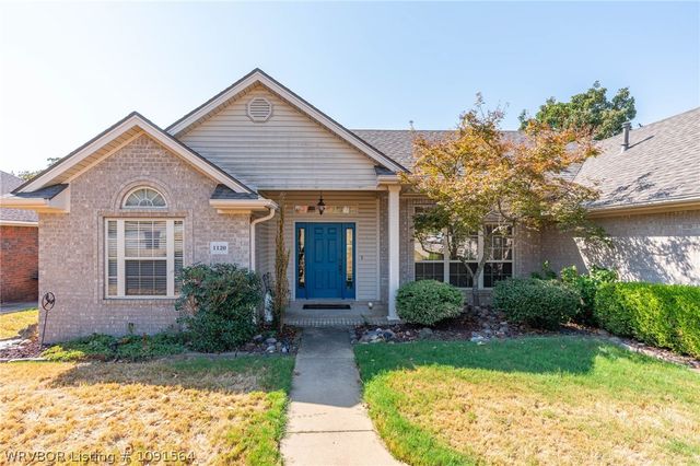 1120 Breckenridge Drive, Van Buren, AR 72956