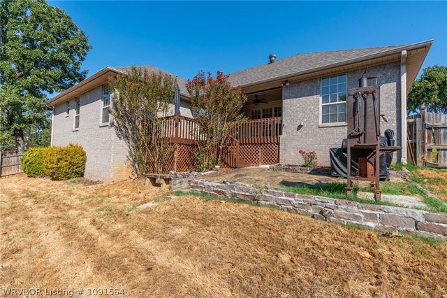 1120 Breckenridge Drive, Van Buren, AR 72956